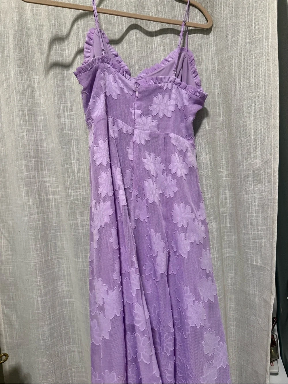 ASTR the label Lavender Floral Midi Dress - Picture 5 of 6